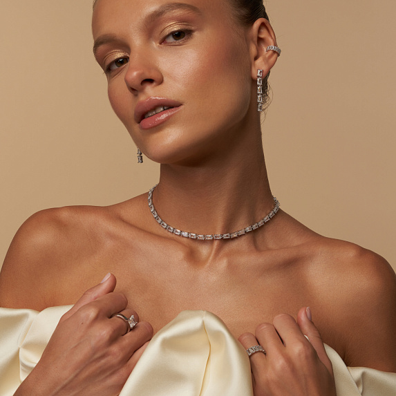 Серебряное кольцо с фианитами Baguette Miestilo