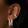 Серебряный кафф с фианитами и открывающимся механизмом Miestilo