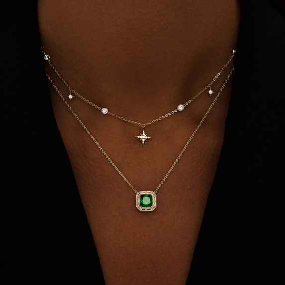 Серебряное колье с зеленым фианитом в покрытии желтое золото Miestilo