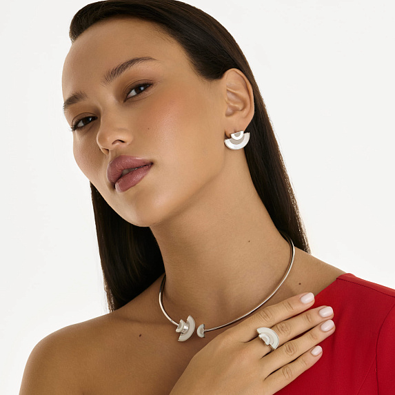 Серьги из серебра с перламутром VENUS Miestilo