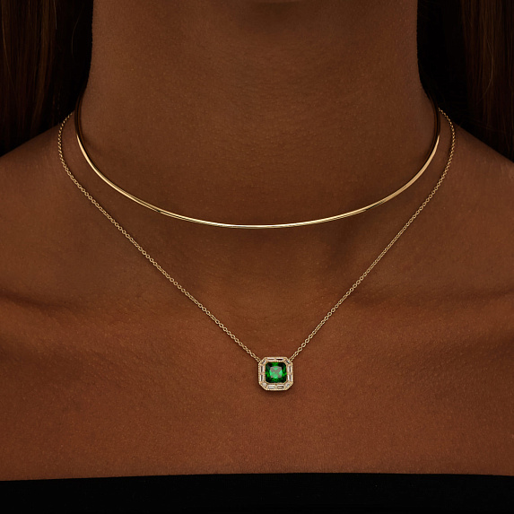 Серебряное колье с зеленым фианитом в покрытии желтое золото Miestilo